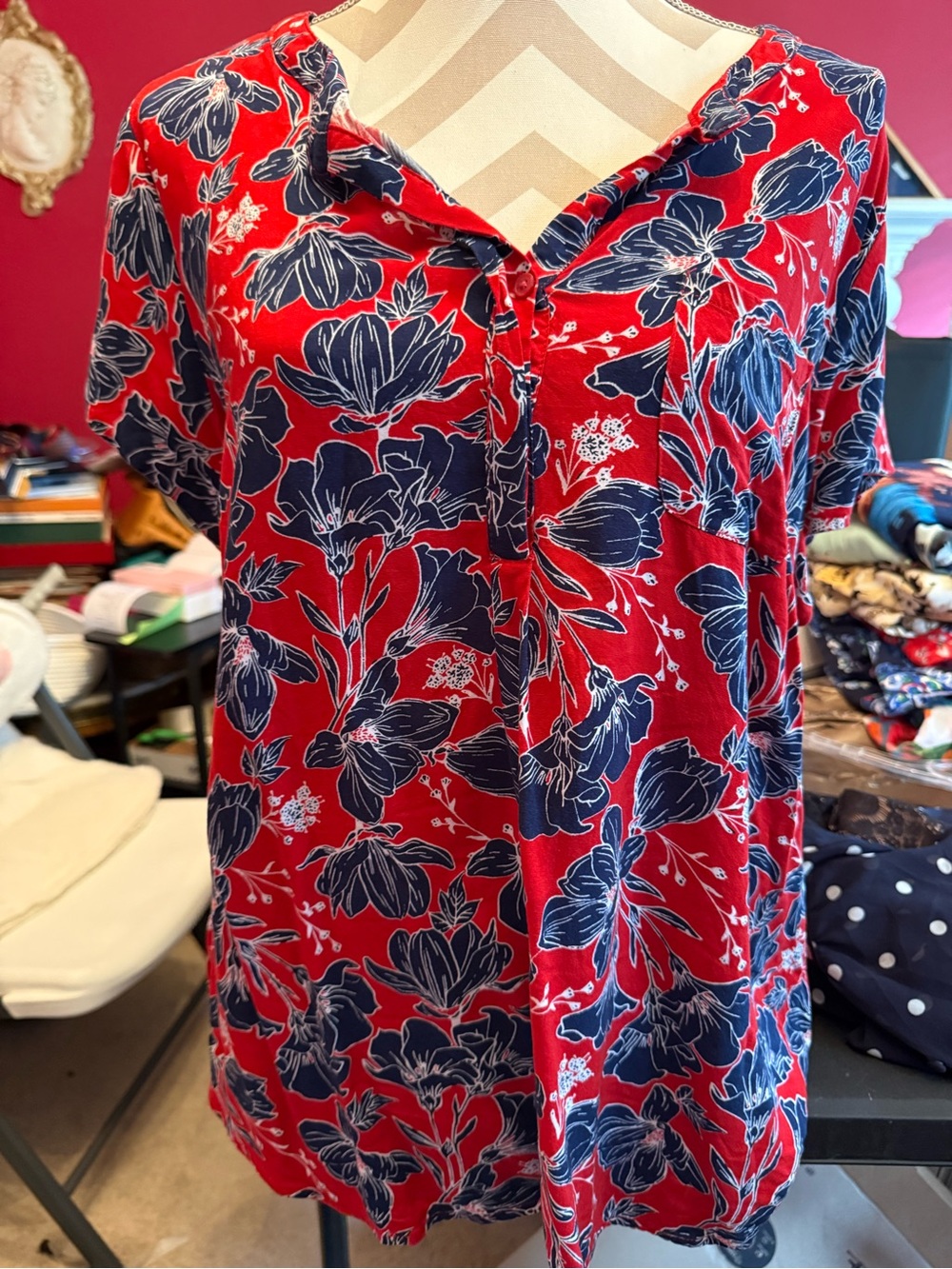 Liz Claiborne Red Floral Button-Front Blouse